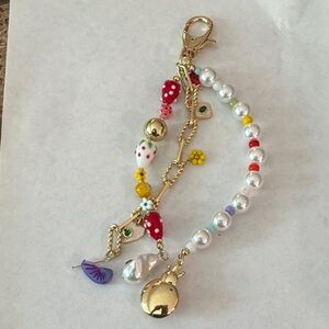 Eye Candy  Beaded Key Holder 
Free with bundle of $20 or more